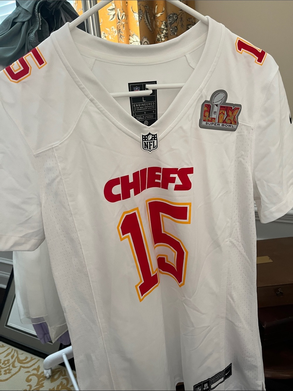NFL Kansas City Chiefs White Patrick Mahomes #15 Jersey